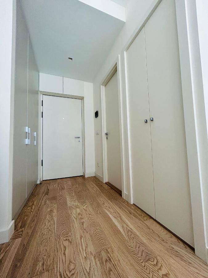Luxury Waterfront View - BW Apartment River View Belgrado Esterno foto