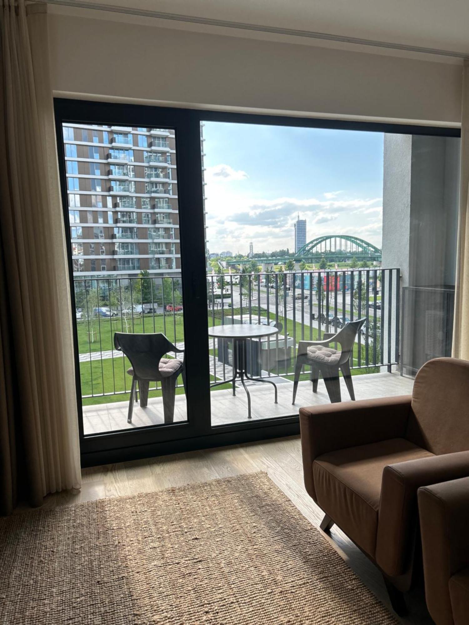 Luxury Waterfront View - BW Apartment River View Belgrado Esterno foto